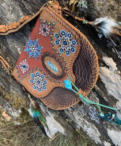 Earth and Sky Messenger Leather Bag image 3