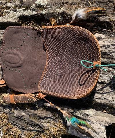 Earth and Sky Messenger Leather Bag image 9